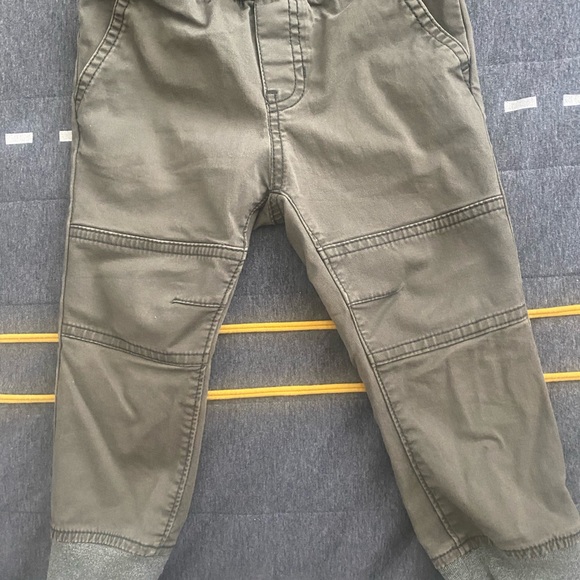 Pants Bundle - Picture 2 of 5